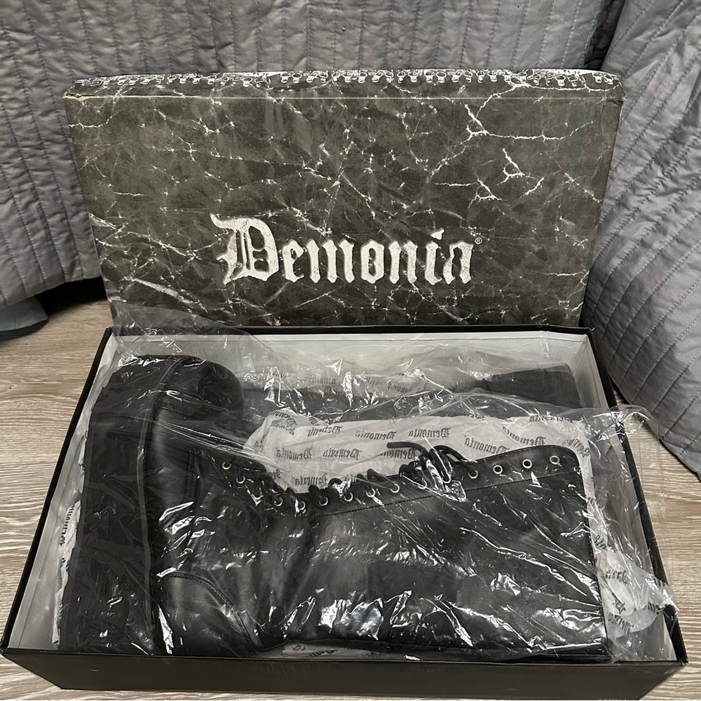 Demonia Stomp You Out Platform Boots